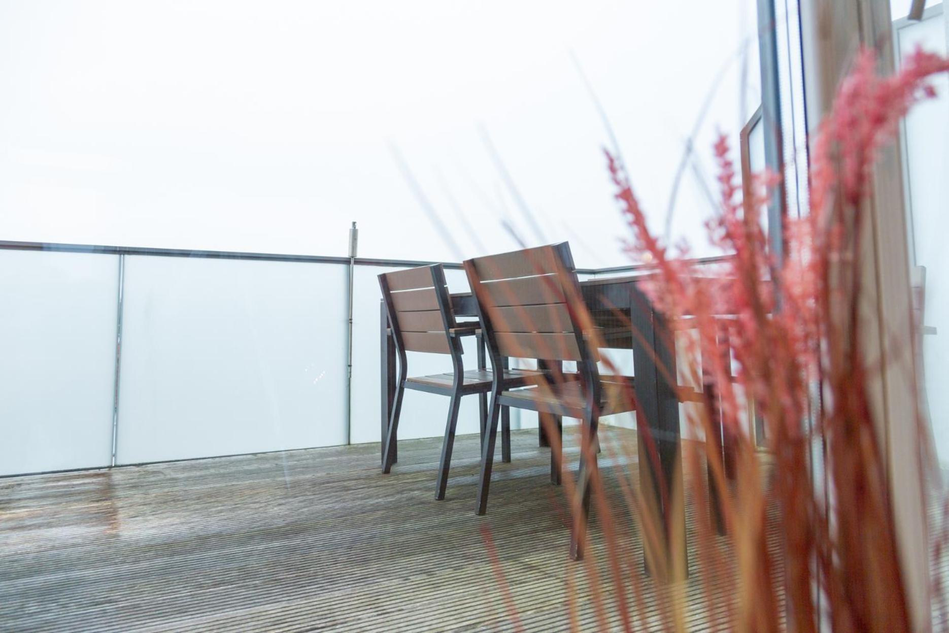올덴부르크 Micasa Ol - Modernes Penthouse - Stellplatz - Kueche - Wlan - Dachterrasse 아파트 외부 사진